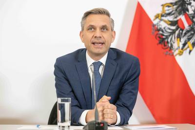 20250409 Pressebriefing vor und Pressefoyer nach der Regierungsklausur mit den Regierungsspitzen-stock-foto