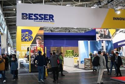 Bauma 2025, vom 7.4. bis 13.4.2025. Die bauma ist die Weltleitmesse fuer Baumaschinen, Baustoffmaschinen, Bergbaumaschin-stock-photo
