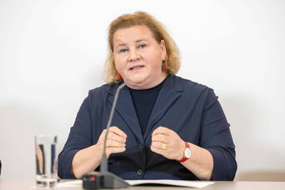 20250409 Pressebriefing vor und Pressefoyer nach der Regierungsklausur mit den Regierungsspitzen-stock-foto