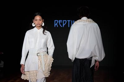 Model on the runway for Reptilia during the 59th edition of S?o Paulo Fashion Week,-stock-foto