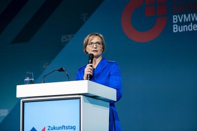 Zukunftstag Mittelstand 2025-stock-foto