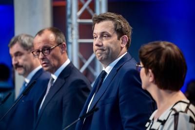 CDU, CSU und SPD kuendigen Erfolg bei Koalitionsverhandlungen-stock-foto