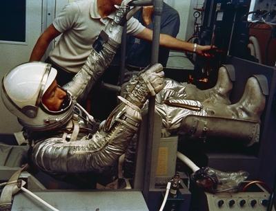 The Real Right Stuff (2020) - filmstill Astronaut M. Scott Carpenter, prime pilot for the Mercury-Atlas 7 (MA-7) flight,-stock-foto
