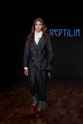 Model on the runway for Reptilia during the 59th edition of S?o Paulo Fashion Week,-stock-foto