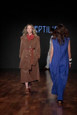Model on the runway for Reptilia during the 59th edition of S?o Paulo Fashion Week,-stock-foto