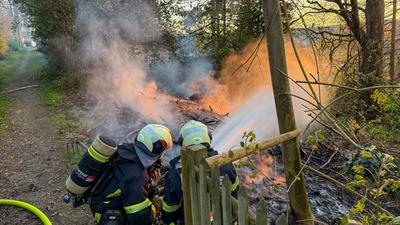 Waldbrand in der Wuppertaler S?dstadt-stock-foto