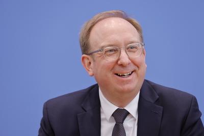 Andreas Hartl, Leitender Beamter und Stellvertreter der Bundesbeauftragten, Deutschland, Berlin, Bundespressekonferenz,-stock-foto
