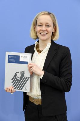 Louisa Specht-Riemenschneider-stock-foto