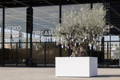 Yoko Ono Ausstellung in der Nationalgalerie in Berlin-stock-foto