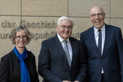 10. April 2025: Bundespr?sident Frank-Walter Steinmeier besucht das Haus der Geschichte in Bonn.-stock-photo