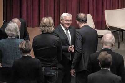 10. April 2025: Bundespr?sident Frank-Walter Steinmeier besucht das Haus der Geschichte in Bonn.-stock-foto