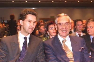 Foto: Henry H. Herrmann  Thema: Die Zeitschrift Computer Bild verlieh den Goldenen Computer im Soringer Haus in Berlin:-stock-foto