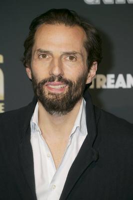 Quirin Berg, Produzent und Geschaeftsfuehrer Wiedemann & Berg Film, zu Gast auf dem roten Teppich bei der Preisverleihung des 47. Jupiter-Award im Altonaer Kaispeicher am 10.04.2025 in Hamburg Hamburg Deutschland *** Quirin Berg, producer and managing director of Wiedemann Berg Film, as a guest on the red carpet at the 47 Jupiter Award ceremony at Altonaer Kaispeicher on 10 April 2025 in Hamburg Hamburg Germany-stock-foto