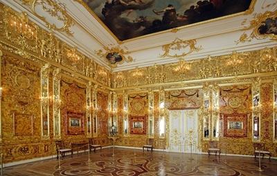 Das Bernsteinzimmer im Katharinenpalast bei Sankt Petersburg Russische Foederation The Amber Roo-stock-foto