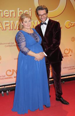 ZDF CarmenNebel 13.09.2014 Saengerin Maite Kelly (schwanger) + Mann Florent Raimond im Velodrom, Paul-Heyse-Strasse 26,-stock-foto