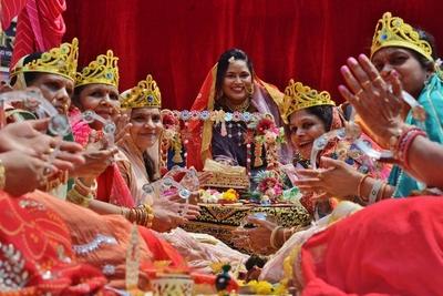 Jain Community Members Celebrate Mahavir Jayanti with Religious Fervour-stock-foto