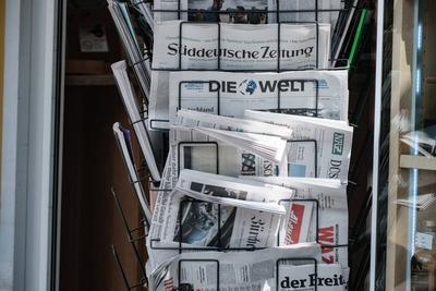 D?sseldorf 11.06.2023 Kiosk nationale Zeitungen Zeitschriften Meinungsvielfalt Lesestoff Auflage Zeitungsauflage Auflage-stock-photo