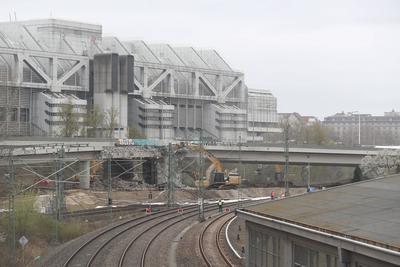 Abriss der Ringbahnbr?cke in Berlin-stock-foto