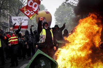 Frankreich, Demonstration zum Tag der Arbeit in Paris Manifestation pour la Fete du Travail. The annual May Day (Labour-stock-foto
