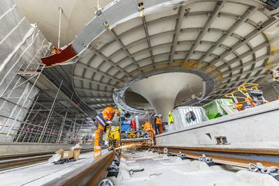 Die Baustelle Stuttgart 21 ist an Ostern f?r Besucher ge?ffnet. Ein Online-Anmeldung ist erorderlich. Im Vorjahr waren a-stock-foto