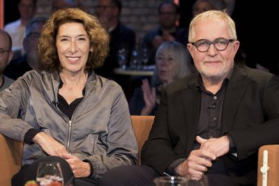 Adele Neuhauser und Harald Krassnitzer im Bild: Adele Neuhauser und Harald Krassnitzer - Schauspieler Tatort -Fans des-stock-photo
