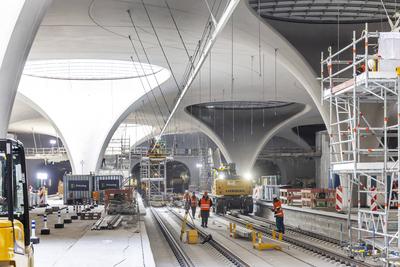 Die Baustelle Stuttgart 21 ist an Ostern f?r Besucher ge?ffnet. Ein Online-Anmeldung ist erorderlich. Im Vorjahr waren a-stock-foto
