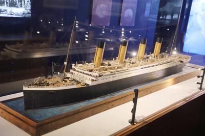 Eroeffnung  Titanic Ausstellung Hamburg-stock-photo