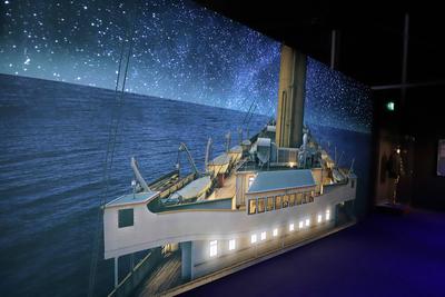 Eroeffnung  Titanic Ausstellung Hamburg-stock-photo