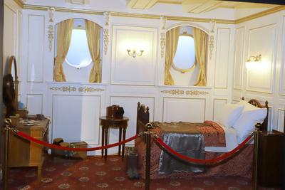 Eroeffnung  Titanic Ausstellung Hamburg-stock-photo