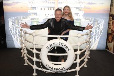 Thomas Herrmanns mit Sandra Quadflieg. Genau am 14. April, dem Tag des Untergangs der Titanic, ist in Hamburg die immers-stock-photo