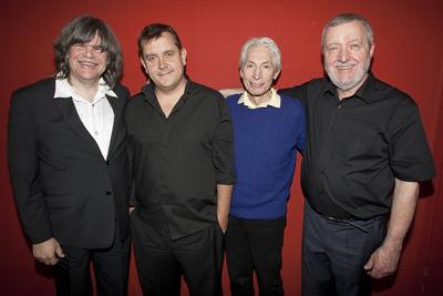 Die Boogie-Woogie-Pianisten Axel Zwingenberger (links) und Ben Waters (2.v.l.) sowie Rolling-Stones-Schlagzeuger Charlie-stock-foto