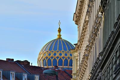 Ort der gelebten Religion und historisches Baudenkmal. Die Neue Synagoge in Berlin. Berlin Berlin Deutschland *** Place-stock-foto