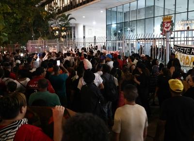 Demonstration by residents of the Moinho favela in Sao Paulo-stock-foto