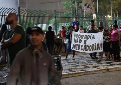 Demonstration by residents of the Moinho favela in Sao Paulo-stock-foto