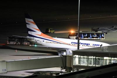 Landung Afghanischer Fl?chtlinge am Flughafen Leipzig/Halle-stock-foto