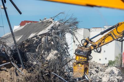 Abriss der A100 Br?cke-stock-foto