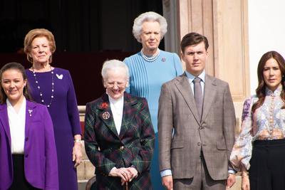 HM Queen Margrethe turn 85-stock-foto