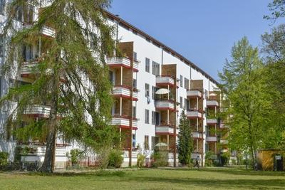 Wohnbauten von Otto Bartning Langer Jammer Goebelstra?e Gro?siedlung Siemensstadt Spandau Berli-stock-foto