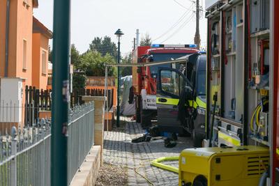 Zeihain - 16-J?hriger soll hochgiftige Bio-Kampfstoffe gehortet haben: LKA durchsucht Haus-stock-foto