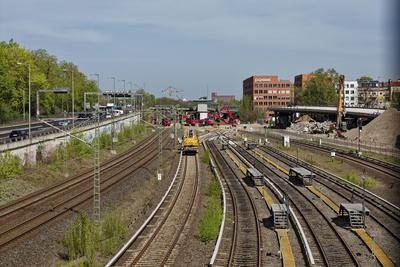 Abbruch der Westendbr?cke ?ber die Ringbahn-stock-foto