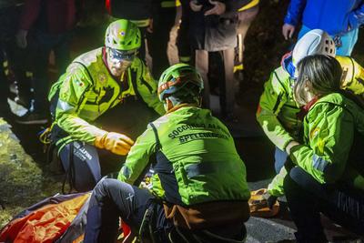 News -  Monte Faito Cable Car Crash-stock-foto