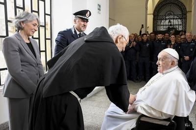 ITALY - REL - POPE FRANCIS VISIT THE REGINA COELI PRISON IN ROME   - 2025/04/17-stock-foto
