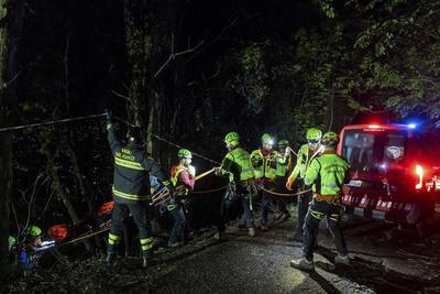 News -  Monte Faito Cable Car Crash-stock-foto