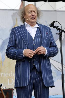 Arnulf Rating-stock-foto