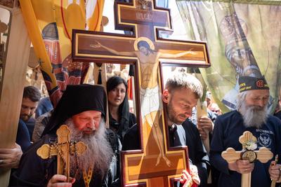 Karfreitagsprozession auf der Via Dolorosa in Jerusalem-stock-foto