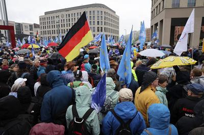 'Friedensprozession'-stock-foto