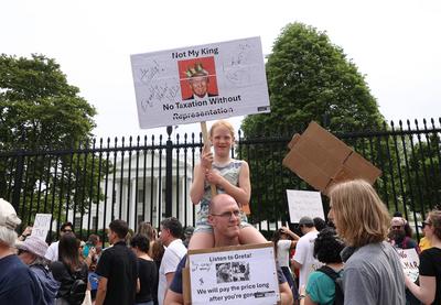 Hands Off! protest against the policies of US President Donald Trump in Washington, USA-stock-foto