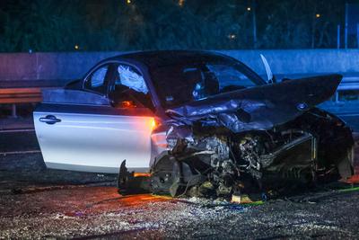Schwerer Crash auf der A1 bei Remscheid in der Nacht zu Ostermontag.-stock-photo