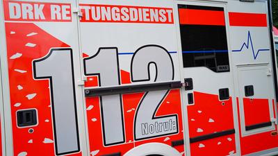 07.08.2024 / NRW: Rettungswagen oder Krankenwagen steht f?r einen Einsatz bereit. NRW Germany 2024-08-07_Symbolfoto_Rett-stock-foto