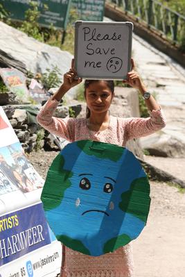 Earth Day in Dharamshala, India-stock-foto